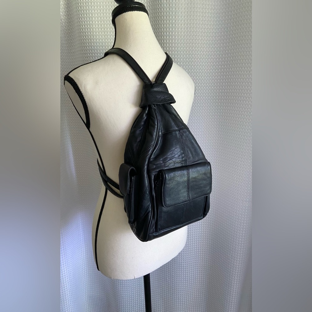 Vintage Black 100% leather sling‎ backpack |convertible